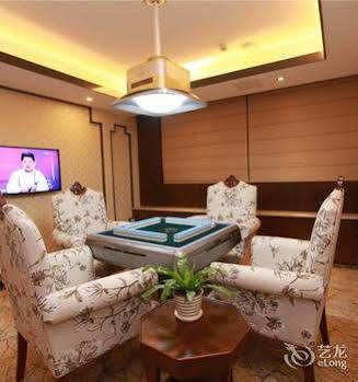 Jiayun Hotel Chengdu Exterior photo